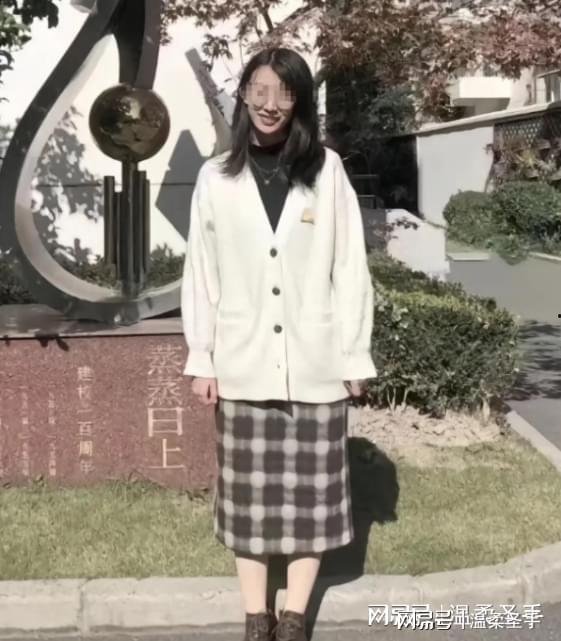 化学老师吃瓜视频,揭秘实验室里的趣味瞬间